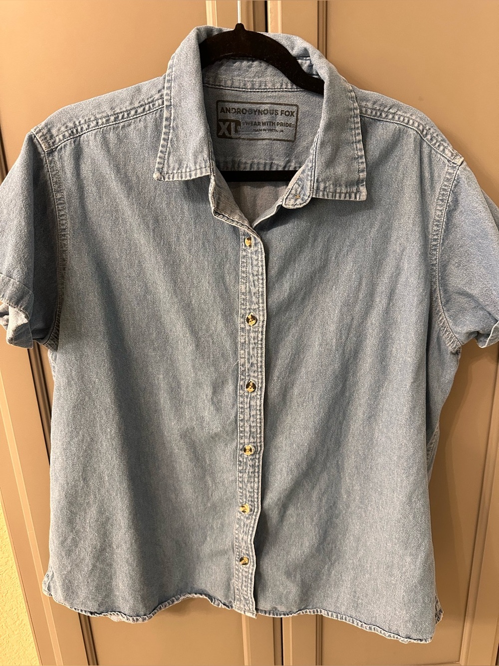 Androgynous Fox gender fluid button up, light blue denim - xl